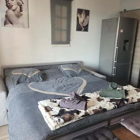 Lägenhet Agay A 2 Pas Des Plages Saint-Raphaël