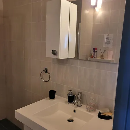 Agay A 2 Pas Des Plages Lägenhet *