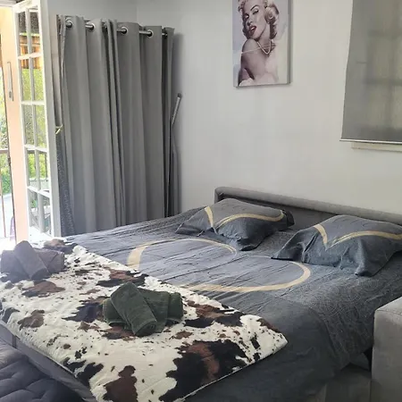 Lägenhet Agay A 2 Pas Des Plages Saint-Raphaël