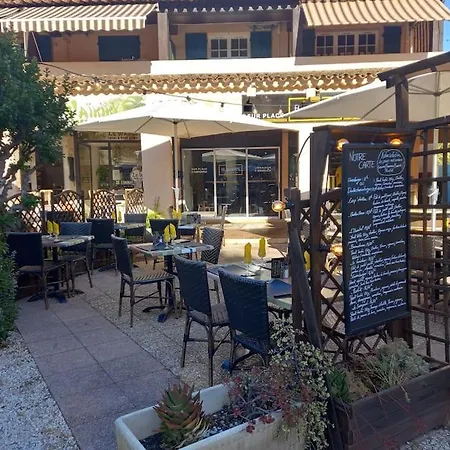 Agay A 2 Pas Des Plages Apartament *