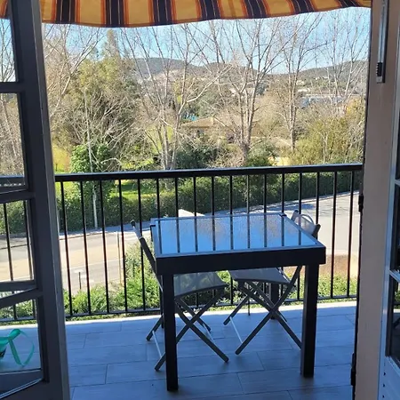 Agay A 2 Pas Des Plages Apartament *